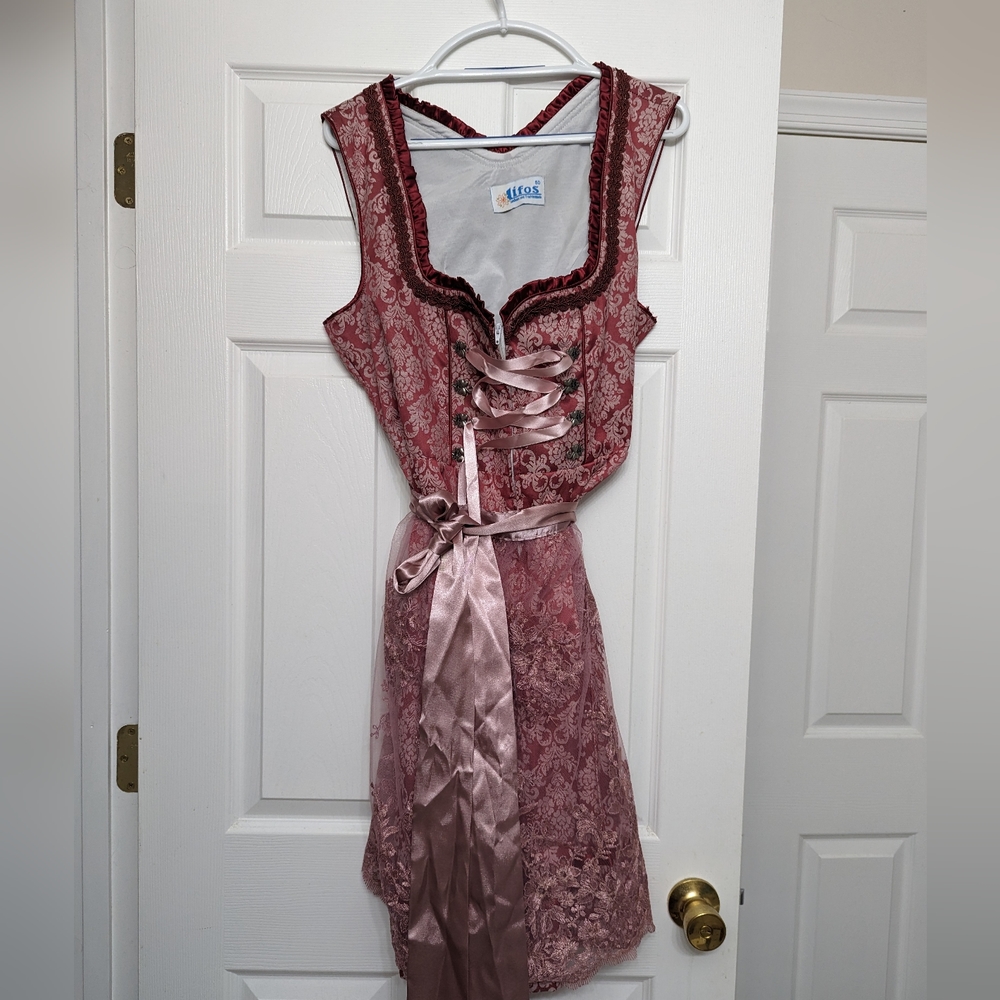 Oktoberfest Traditional Dirndl